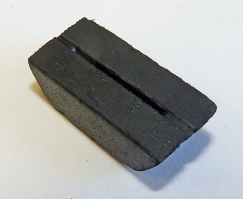 Abstandshalter Frontblech-Stoßstange