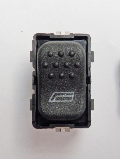 SWITCH FOR WINDOW REGULATOR GTV-SPIDER 916 (95-06)