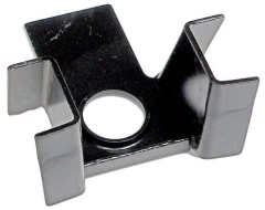 Wagenheberaufnahme vorne Spider (115) 1987-93